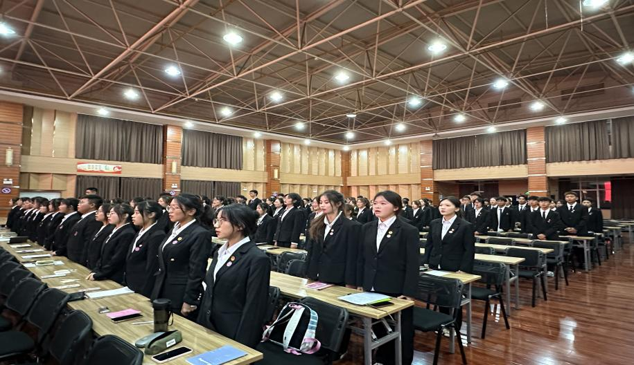 融梦青春，共筑未来